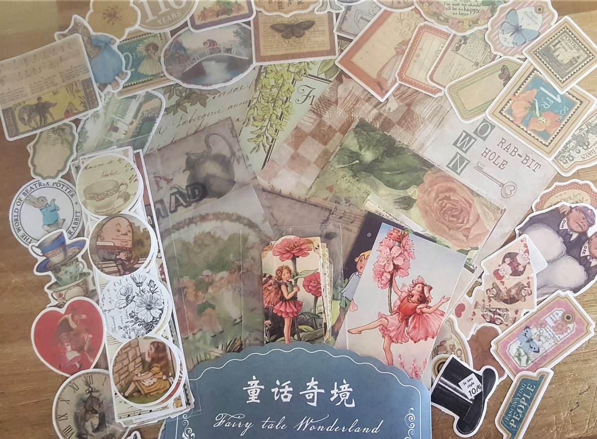 Vintage Sticker- en Papierset – Fairy Tale Wonderland – 104 stuks – Hobbbypapier – Bulletjournal – Scrapbooking – Kaarten maken – Stickers