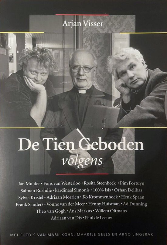 Boekomslag van 'De Tien Geboden volgens Arjan Visser' met drie mannen. Een man in het midden draagt een priesterlijk gewaad.