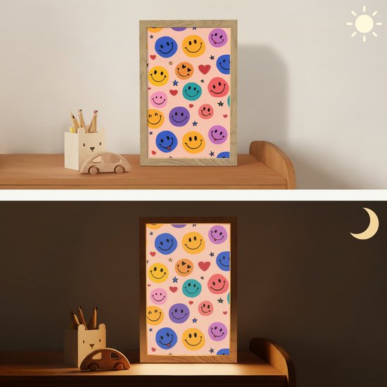Nachtlampje 20x30 cm - Kinder lampje - Smileys - Kleurrijk - Hartjes - Tafellamp kinderkamer - Slaapkamer lamp - Bedlamp kinderen - Kinderlampje stopcontact - Wandlamp babykamer - Nachtlampjes van Merkloos — afbeelding 4