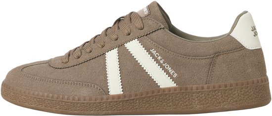 Bruine suède Jack & Jones sneaker met crèmekleurige strepen en veters.