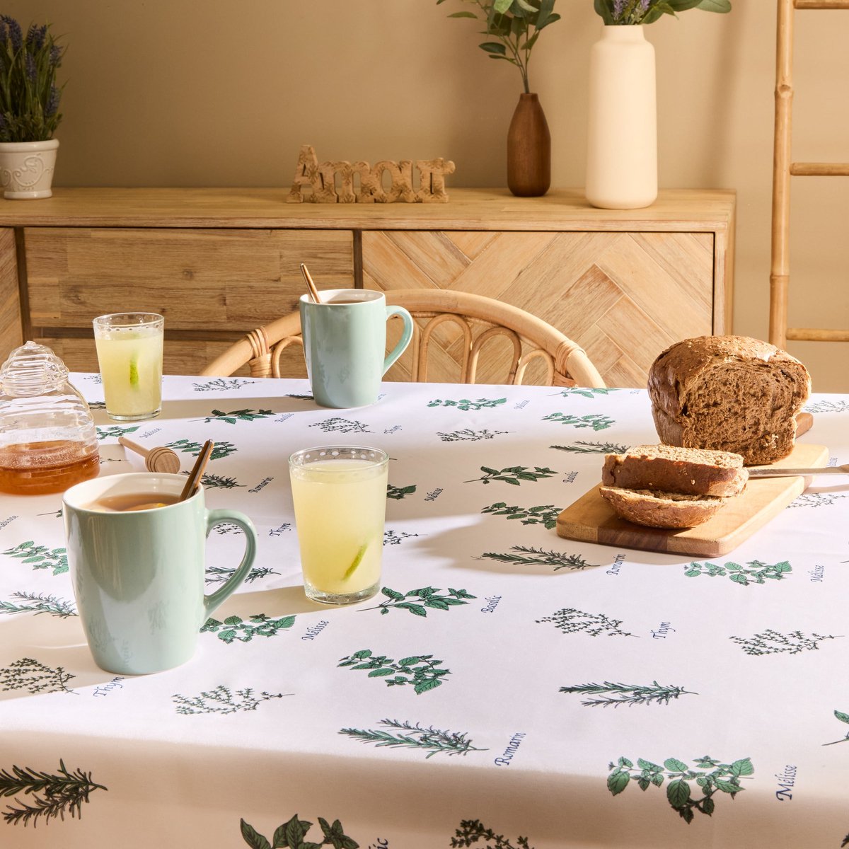 Tafelkleed anti-vlek bedrukt Garrigue - Polyester - 140x240cm - Groen