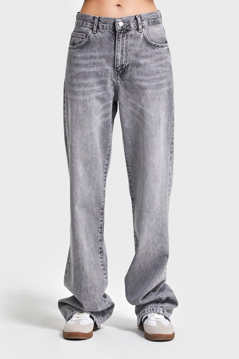 It's Basic - Loose High Rise Jeans