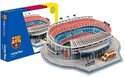 3D puzzel van het Spotify Camp Nou stadion, met de doos ernaast, vanuit de lucht bekeken.