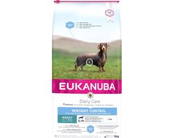 Eukanuba Dagelijkse verzorging Droogvoer met verse kip voor gewichtsbeheersing bij volwassen middelgrote honden (1-7 kg), 15 kg