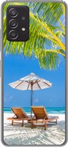 Geschikt voor Samsung Galaxy A53 5G hoesje - Palmboom - Strandstoel - Parasol - Siliconen Telefoonhoesje