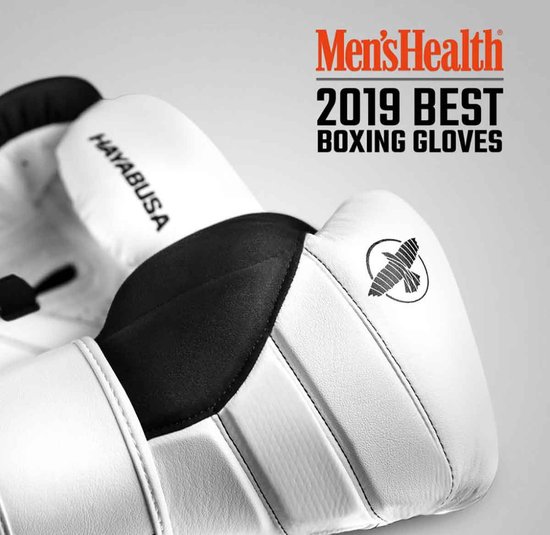 Witte HAYABUSA bokshandschoen met zwart accent, met logo en 'Men's Health 2019 Best Boxing Gloves'-tekst.