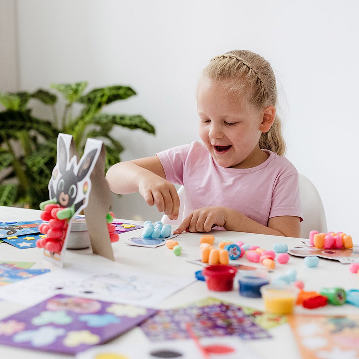 Bing XL Knutselkoffer, knutselpakket junior creatief speelgoed voor jongens en meisjes knutselen - vanaf 3 jaar - Bambolino Toys cadeautip kleuter - knutselbox junior — afbeelding 11