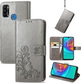Voor Infinix X680/Smart 4 Vier-blad sluiting Reliëf Gesp Mobiele Telefoon Bescherming Lederen Case met Lanyard & Kaartsleuf & Portemonnee & Beugel Functie (Grijs)