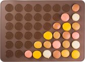 BrandNewCake® Siliconen Bakmat Macarons 30 x 40 cm - Voor 48 Stuks Macarons / Koekjes - Heerbruikbaar Ovenmat - Anti Slip - Bruin