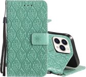 Geperst afdrukken rotan bloemenpatroon horizontale flip PU lederen tas met houder & kaartsleuven & portemonnee & fotolijst voor iPhone 13 Pro (groen)