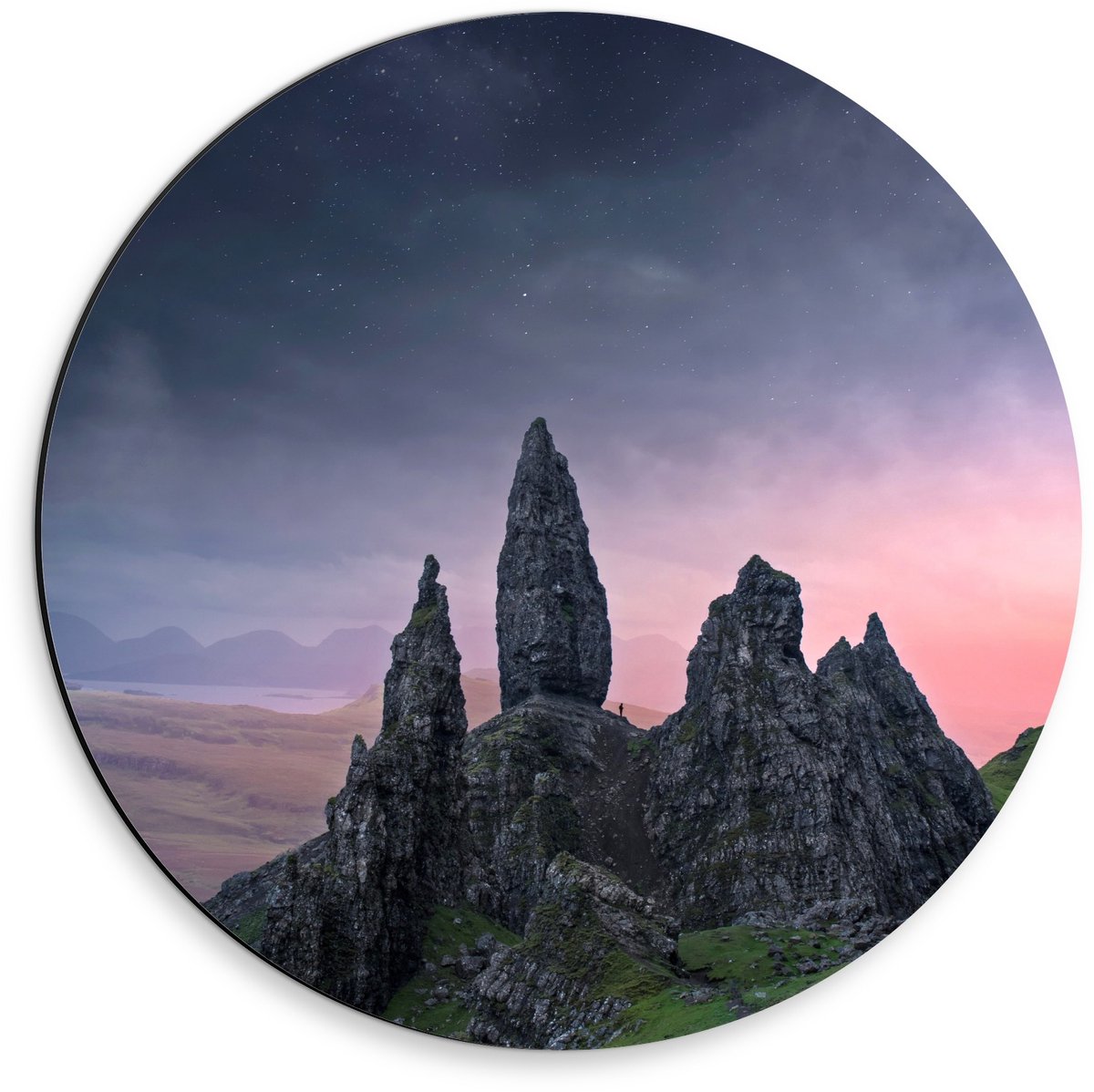 Dibond Wandcirkel - Rotsachtige Bergen - 30x30cm Foto op Aluminium Wandcirkel (met ophangsysteem)