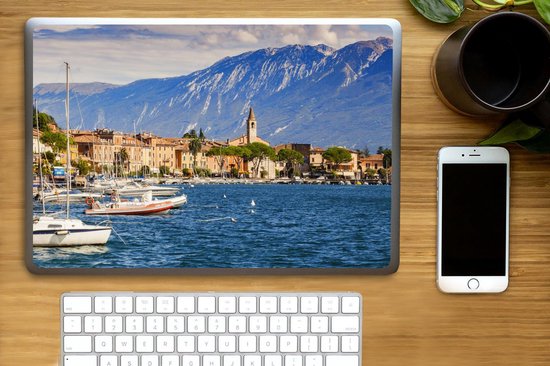 Autocollant pour ordinateur portable - 15,6 pouces - Le paysage urbain de Toscolano Maderno et du lac de Garde