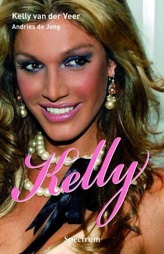 Kelly - Kelly van der Veer | Nextbestfoodprocessors.com