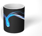 Mok - Abstract blauw licht op een zwarte achtergrond - 350 ML - Beker