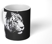 Mok - Studio shot witte tijger op zwarte achtergrond in zwart-wit - 350 ML - Beker