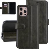 UNIQ Accessory iPhone 12 Pro Max Book Case hoesje - Donker Groen - PU leather