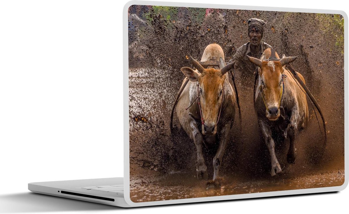 Afbeelding van product SleevesAndCases  Laptop sticker - 14 inch - Stieren - Modder - Man
