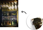 Behang - Fotobehang Hangende glazen in een bar - Breedte 190 cm x hoogte 280 cm