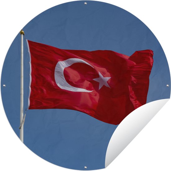 Tuincirkel Een Turkse vlag in de blauwe lucht - 120x120 cm - Ronde Tuinposter - Buiten XXL / Groot formaat!