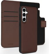 Accezz Hoesje Geschikt voor Samsung Galaxy A35 Hoesje Met Pasjeshouder - Accezz Premium Leather 2 in 1 Wallet Bookcase - Bruin