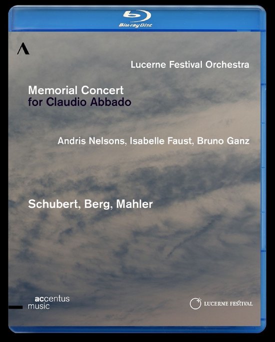 Blu-ray hoes met de titel Memorial Concert for Claudio Abbado, met een achtergrond van grijze wolken.