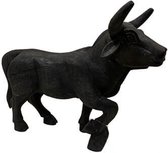 Beeld  - houten stier zwart  - geblakerde (sunburn) hout  -  H38cm