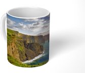 Mok - Panorama van de kust van Ierland - 350 ML - Beker - Uitdeelcadeautjes