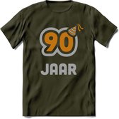 90 Jaar Feest T-Shirt | Goud - Zilver | Grappig Verjaardag Cadeau Shirt | Dames - Heren - Unisex | Tshirt Kleding Kado | - Leger Groen - M