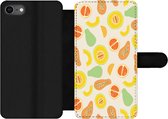 Bookcase Geschikt voor iPhone 7 telefoonhoesje - Fruit - Patronen - Meloen - Met vakjes - Wallet case met magneetsluiting