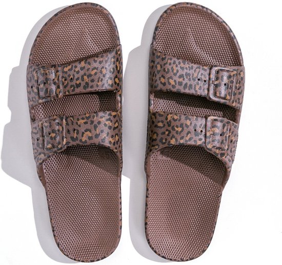 Freedom Moses Slippers Wild Cat Choco Bruin met Panter print - Maat 36-37