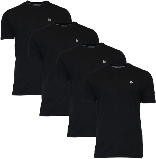 Vier zwarte Donnay t-shirts met kleine zilveren logo's op de borst.