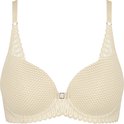Soutien-gorge à armatures beige avec bonnets moulés, texture décorative et dentelle.