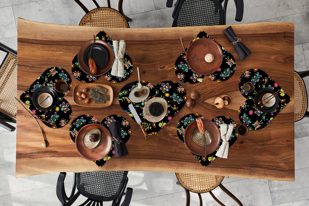 Onderleggers - Placemats - Placemats hartje - Vlinder - Patroon - Insecten - 10 stuks
