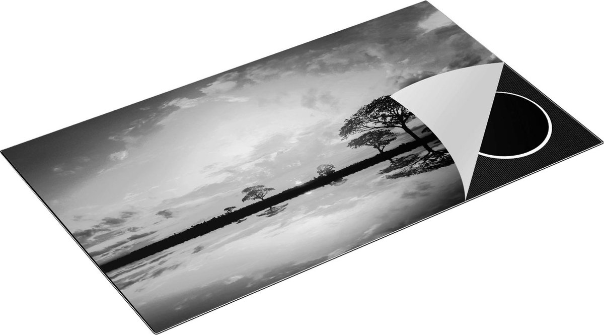 Chefcare Inductie Beschermer Silhouet van Bomen tijdens Zonsondergang - Zwart Wit - 90x50 cm - Afdekplaat Inductie - Kookplaat Beschermer - Inductie Mat