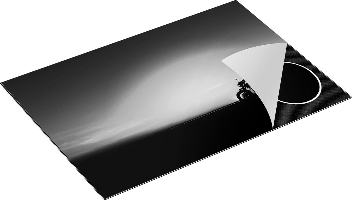Chefcare Inductie Beschermer Silhouet van een Motor bij Zonsondergang - Zwart Wit - 75x52 cm - Afdekplaat Inductie - Kookplaat Beschermer - Inductie Mat