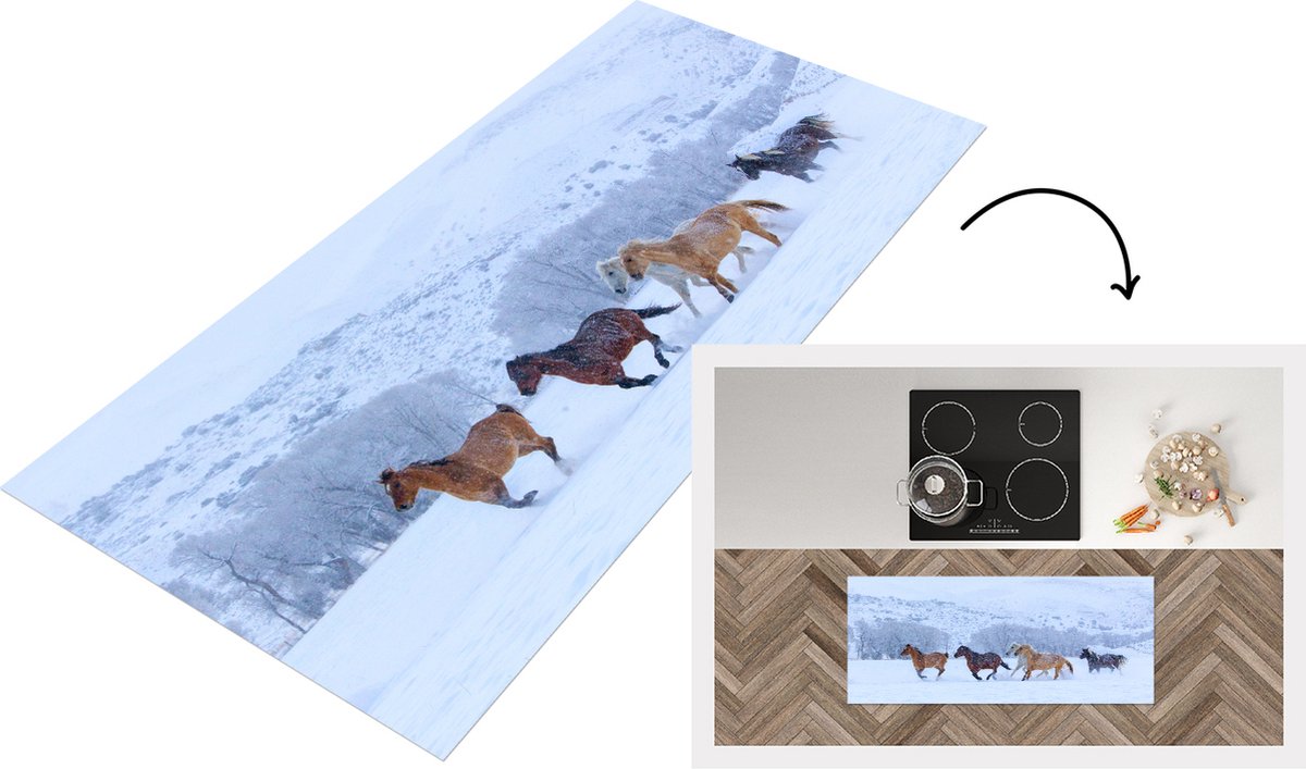 KitchenYeah Keukenloper - Loper keuken - Paarden - Sneeuw - Winter - 120x50 cm - Keukenloper vinyl Multicolor