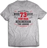 73 Jaar Legend - Feest kado T-Shirt Heren / Dames - Antraciet Grijs / Rood - Perfect Verjaardag Cadeau Shirt - grappige Spreuken, Zinnen en Teksten. Maat 3XL