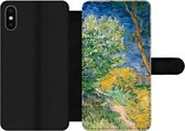 Bookcase Geschikt voor iPhone X telefoonhoesje - De struiken bij Arles - Vincent van Gogh - Met vakjes - Wallet case met magneetsluiting