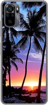 Geschikt voor Xiaomi Redmi Note 10 Pro hoesje - Een silhouet van palmbomen tijdens een zonsondergang op Hawaii - Siliconen Telefoonhoesje