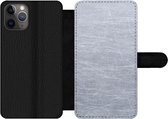Bookcase Geschikt voor iPhone 11 Pro Max telefoonhoesje - Metaal print - Grijs - Krassen - Met vakjes - Wallet case met magneetsluiting
