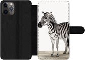 Bookcase Geschikt voor iPhone 11 Pro telefoonhoesje - Zebra - Meisjes - Dieren - Kinderen - Jongens - Met vakjes - Wallet case met magneetsluiting