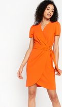 LOLALIZA Wikkeljurk met korte mouwen - Oranje - Maat 44