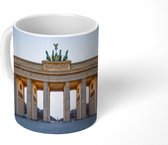 Mok - De Duitse Brandeburger Tor in de vroege ochtend - 350 ML - Beker - Uitdeelcadeautjes
