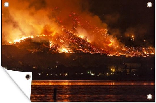 California Wildfires: The Holy Fire At Lake Elsinore On August 9 2018 affiche de jardin toile en vrac 90x60 cm - Toile de jardin / Toile d'extérieur / Peintures pour l'extérieur (décoration de jardin)