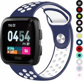 Bandje Voor Fitbit Versa Dubbel Sport Band - Donkerblauw Wit - Maat: SM - Horlogebandje, Armband