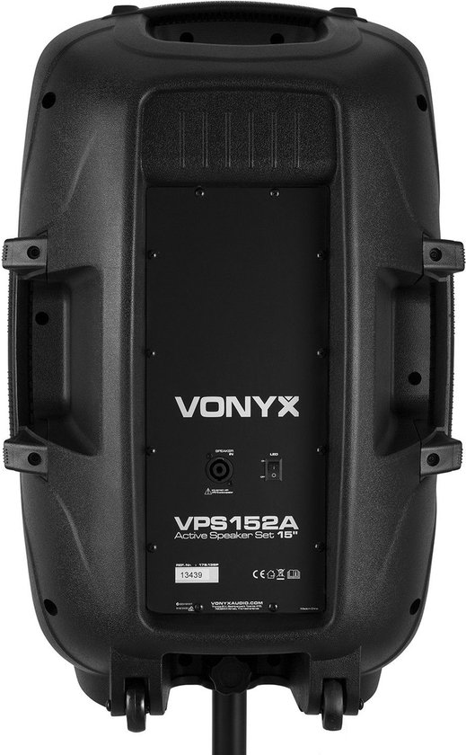 Achterkant van een zwarte Vonyx actieve speaker.