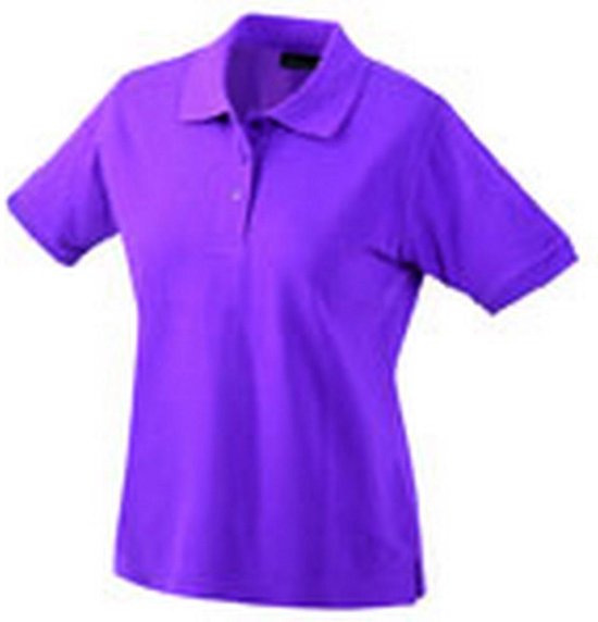 Paarse dames polo met korte mouwen, kraag en knoopsluiting.