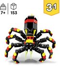 LEGO spin van zwart, rood en geel met acht poten en gele giftanden, frontaal bekeken.