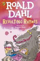 Boek "Revolting Rhymes" door Roald Dahl, geïllustreerd door Quentin Blake. Een wolf met gele ogen en rode wangen, met puntige tanden, houdt twee kinderen vast, waaronder een meisje met blond haar. De achtergrond heeft een abstract roze en rode aquarel. De tekst "ROALD DAHL REVOLTING RHYMES Illustrated by Quentin Blake" staat in witte en gele letters.