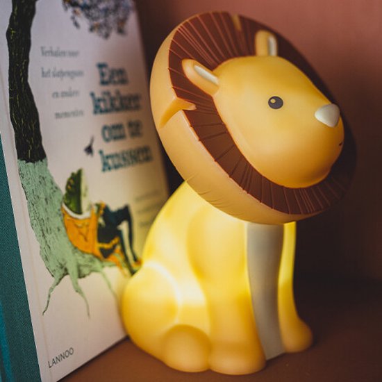 Atelier Pierre - Nachtlamp LED - Leeuw Hakuna - Bruin- H 20 cm van Atelier Pierre — afbeelding 5